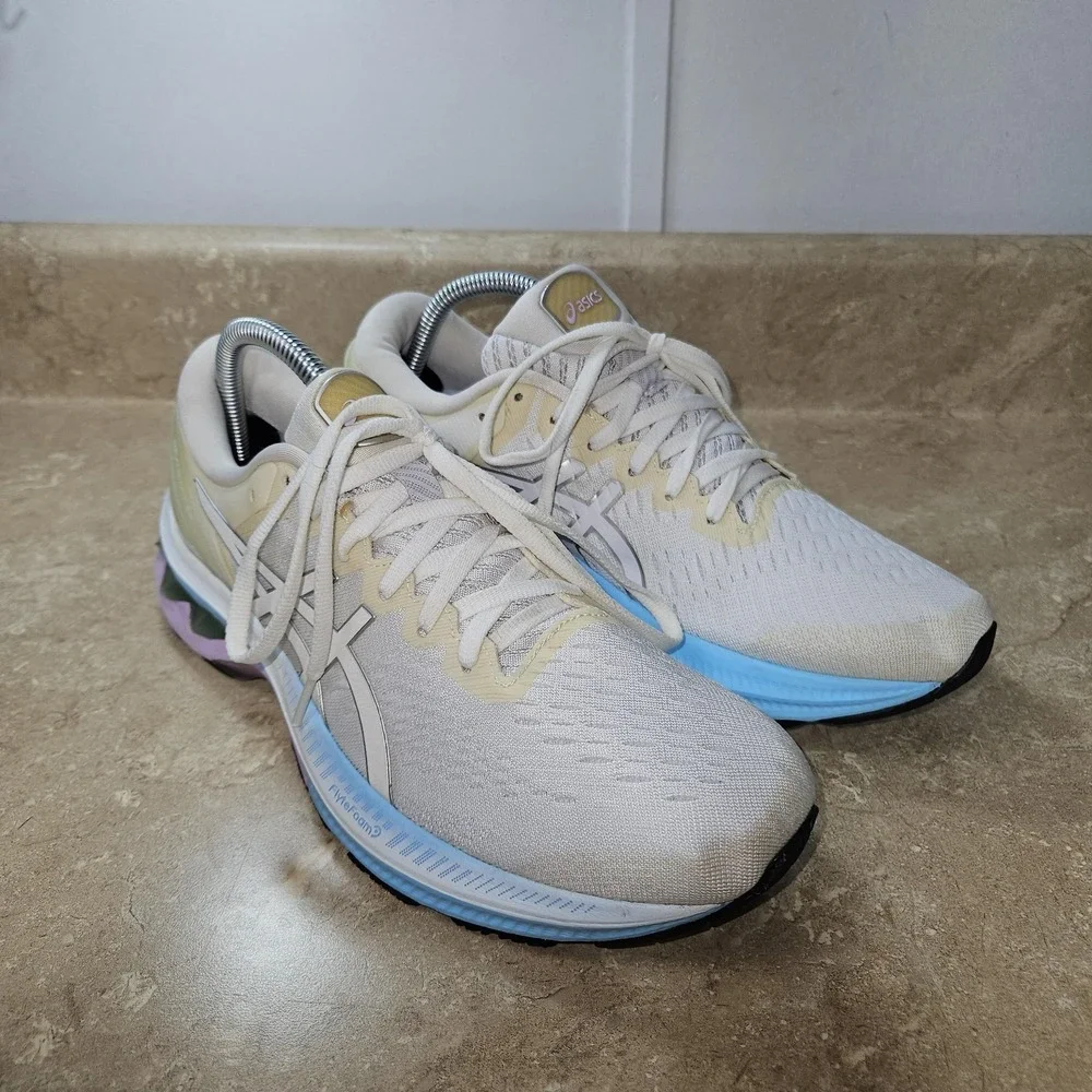 ASICS GT-2000 10 Running Shoes Womens Size 10 White Pastel‎ FlyteFoam 1012A649